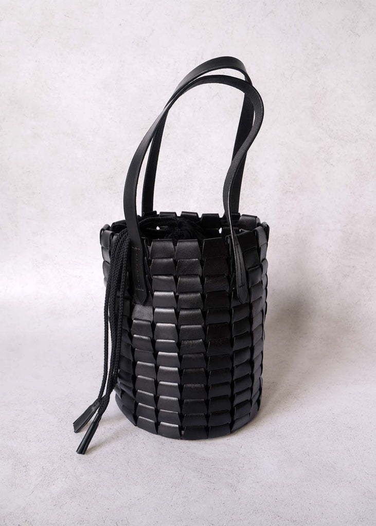 Dragon Diffusion Link Bucket, Black