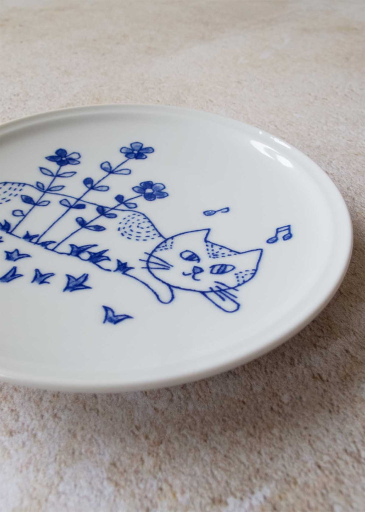 Cat in the Field 5.5" Plate