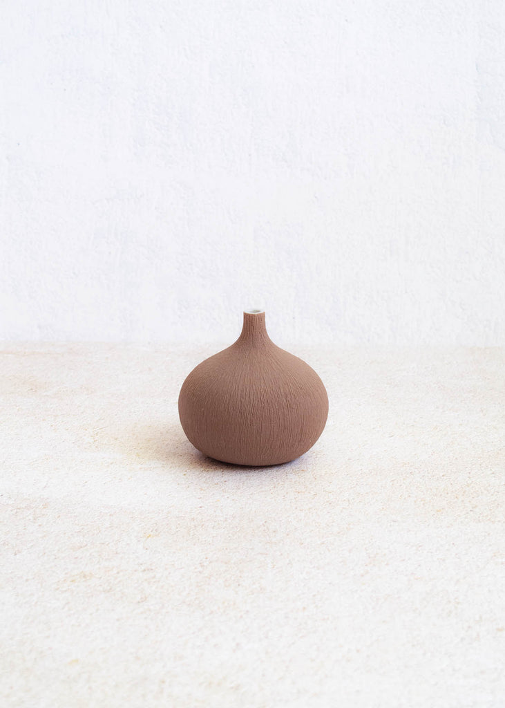 Mogu Bud Vase, kaolin porcelain