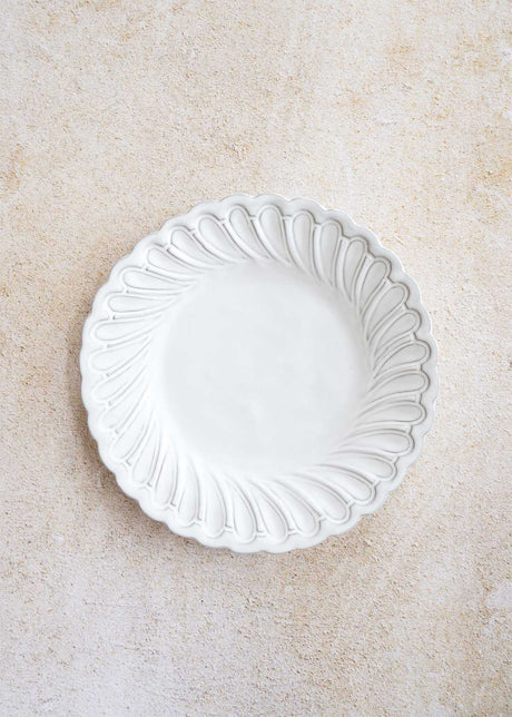 Bella Bianca Pique Salad/Dessert Plate