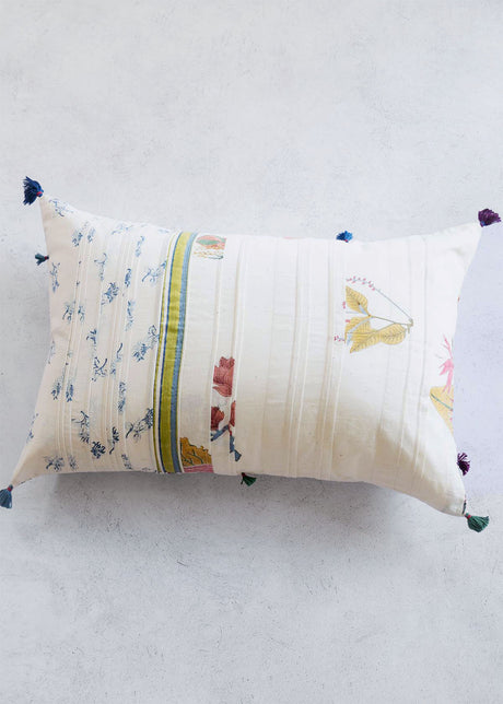 Injiri Botanical Print Lumbar Pillow