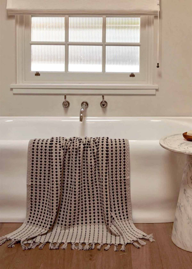 Saardé Chickpea Bath Collection, Stone/Black
