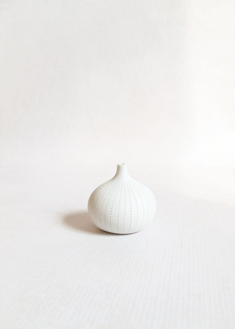 Mogu Bud Vase