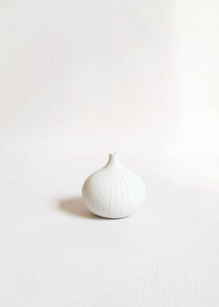 Mogu Bud Vase