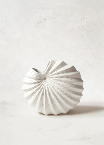 Kaolin Porcelain Palm Vase'