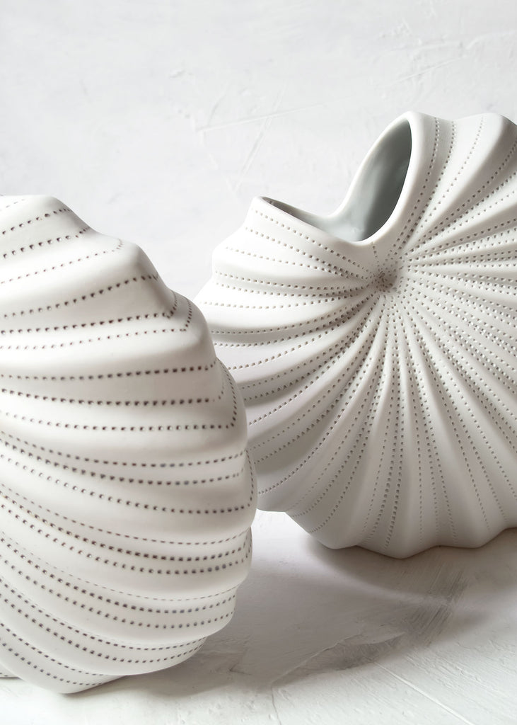 Kaolin Porcelain Palm Vase