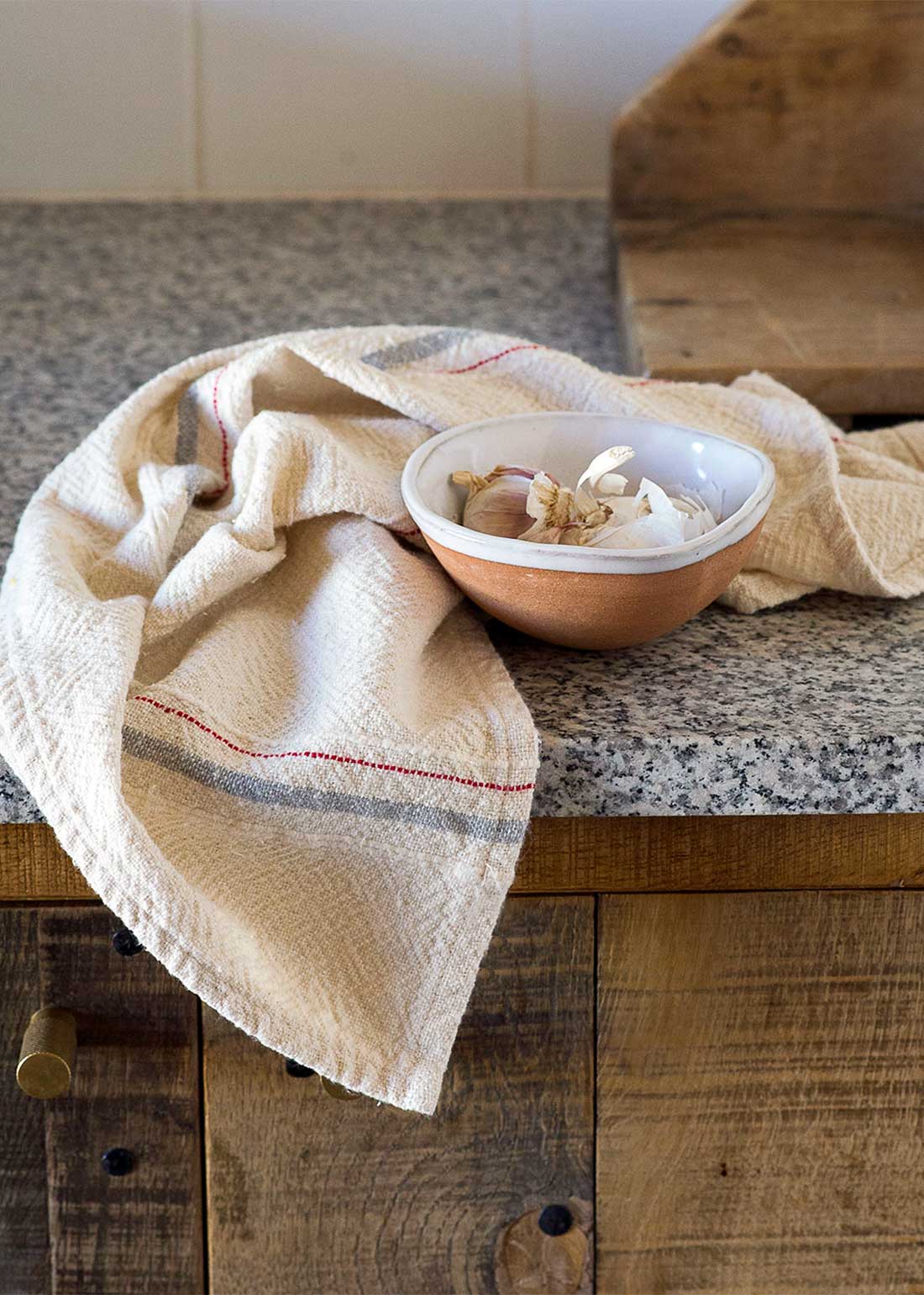 Farmhouse Inspired Kitchen Towels - The Happy Scraps