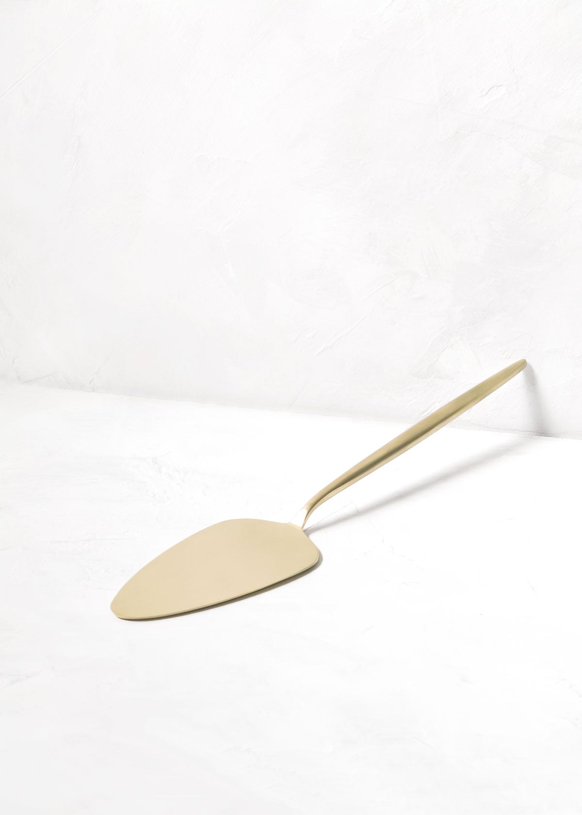 Cutipol Moon Pastry Server - Thumbnail 2