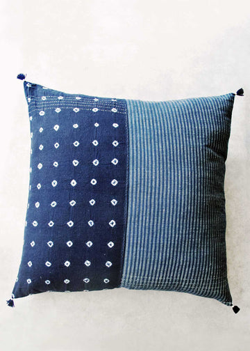 Injiri Nila Pillow