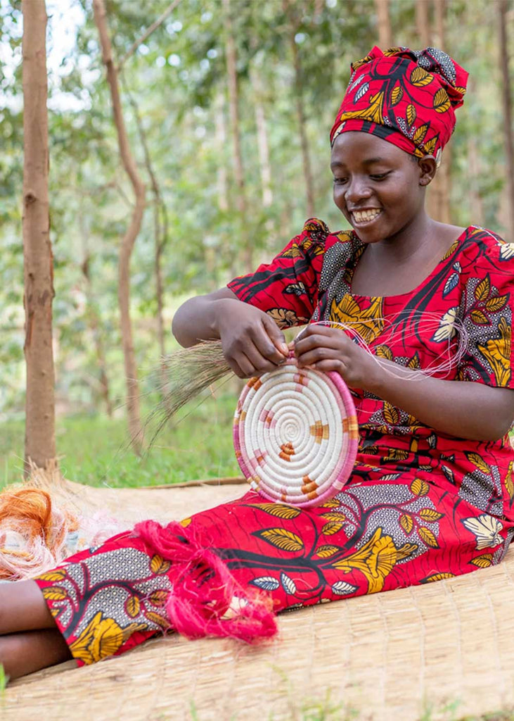 Kazi Bloom Sisal Trivet, Handcrafted in Rwanda