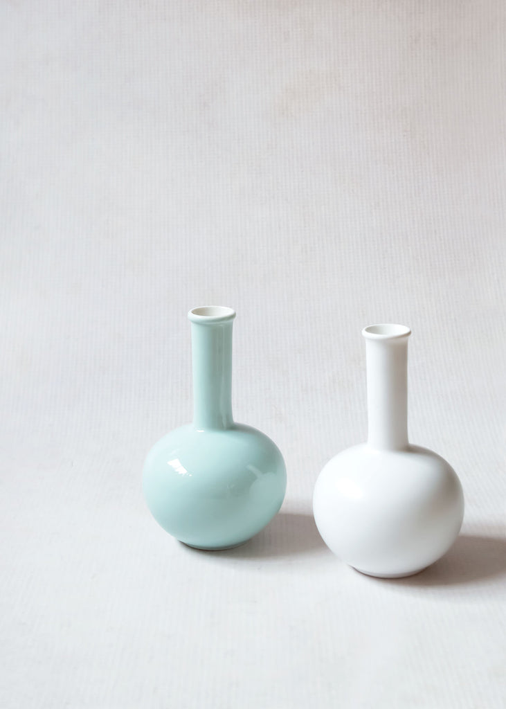Middle Kingdom Porcelain Mini Vase Glossy Celadon, Pear
