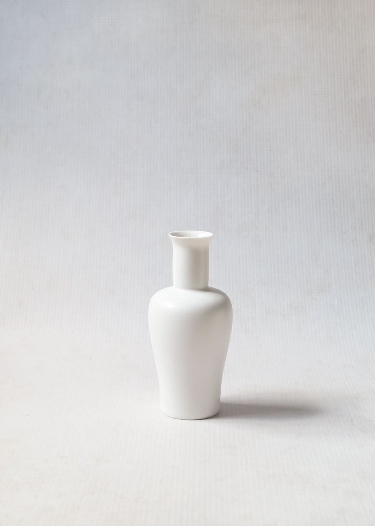 Middle Kingdom Porcelain Mini Vase, Lover, White Semi Matte
